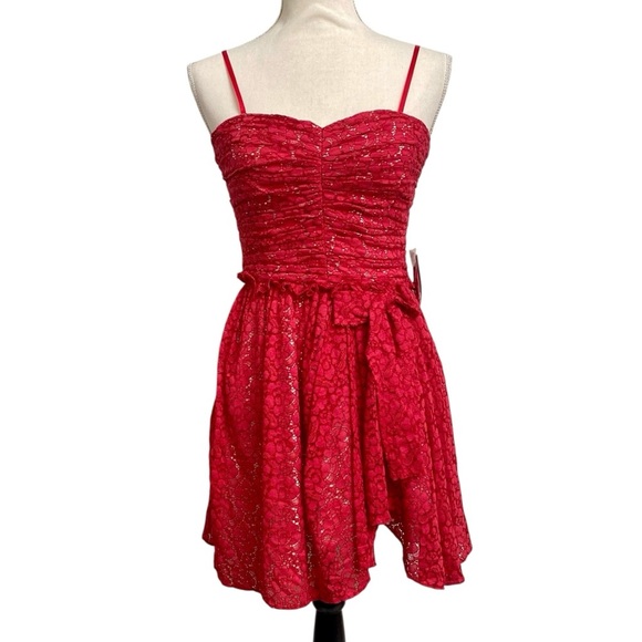 JILL STUART Red Lace Strapless Sweetheart Fit & Flare Dress Size 6 NWT - Picture 1 of 15